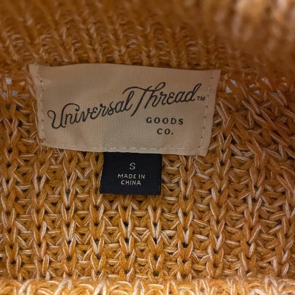 Yellow over sized sweater - Picture 5 of 5